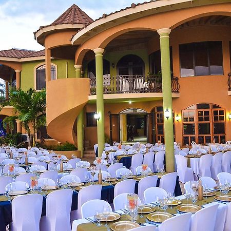 Milbrooks Resort Монтего Бей Екстериор снимка