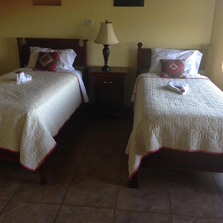Milbrooks Resort Монтего Бей Екстериор снимка