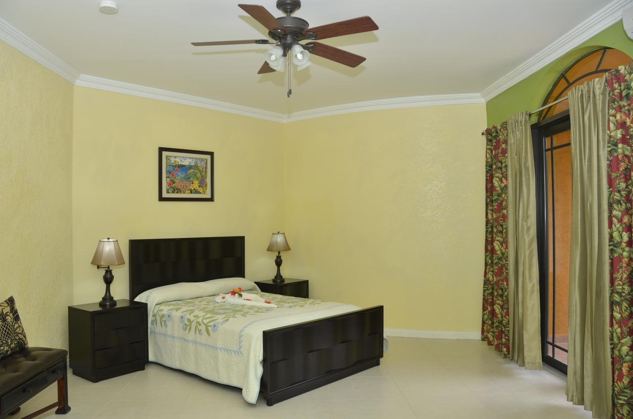 Milbrooks Resort Монтего Бей Екстериор снимка
