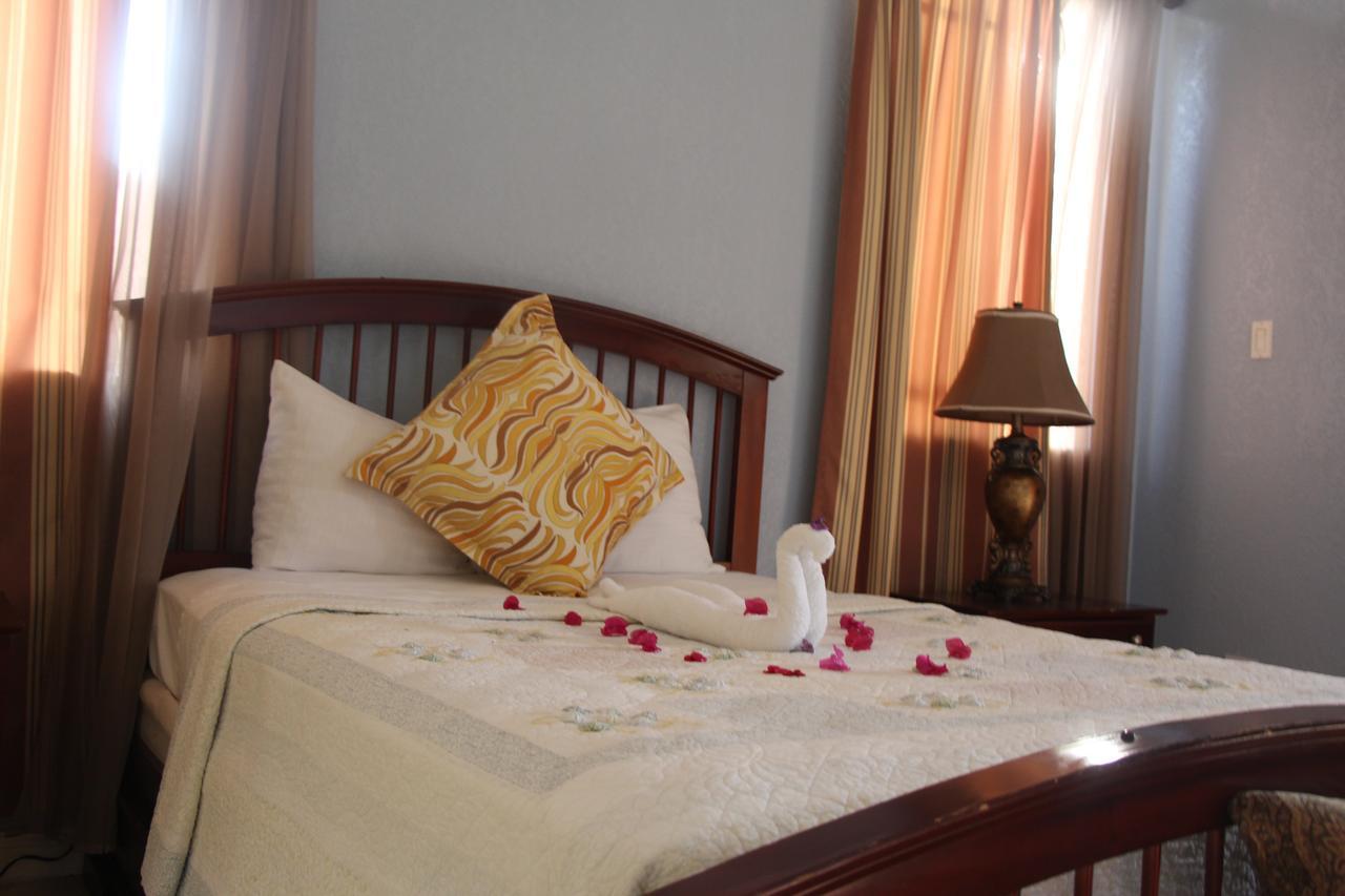Milbrooks Resort Монтего Бей Екстериор снимка