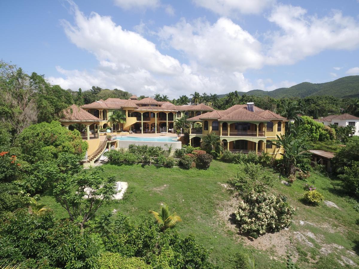 Milbrooks Resort Монтего Бей Екстериор снимка