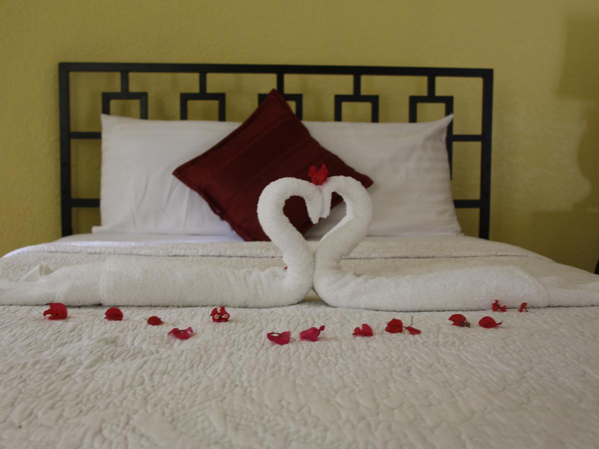 Milbrooks Resort Монтего Бей Екстериор снимка